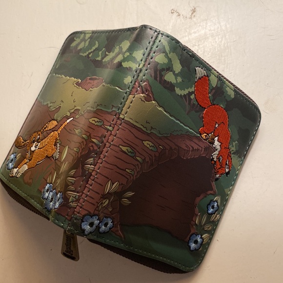 Loungefly Green and Red Fox Wallet - Picture 3 of 4